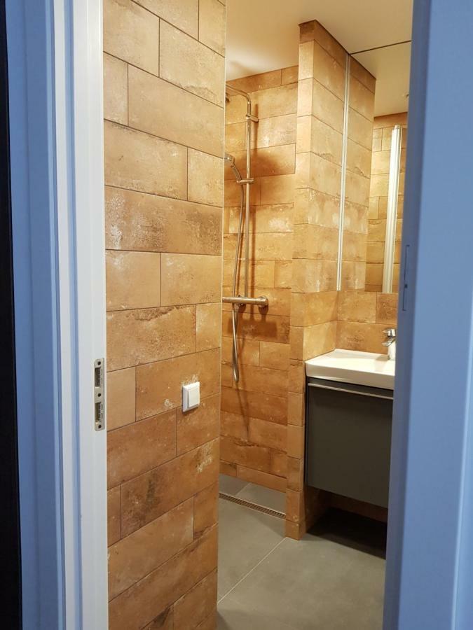 Mona Apartamentai Telšiai المظهر الخارجي الصورة